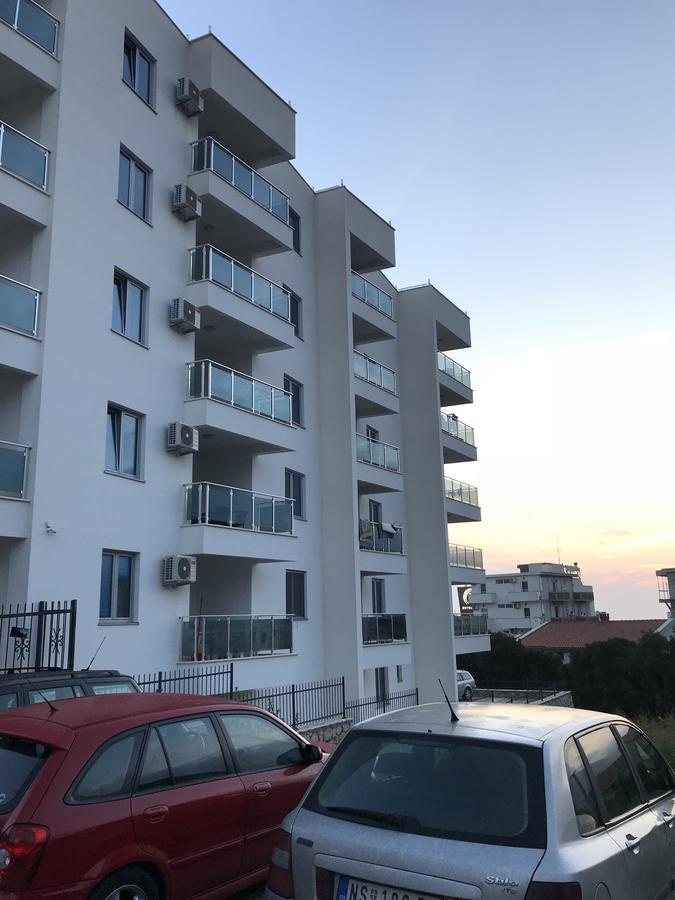 Apartmani Belma Dobra Voda Ngoại thất bức ảnh
