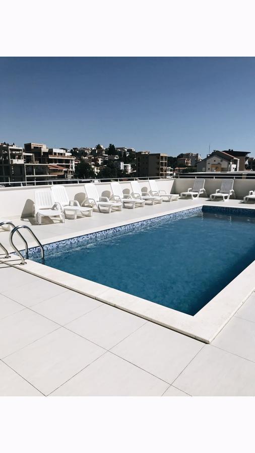 Apartmani Belma Dobra Voda Ngoại thất bức ảnh